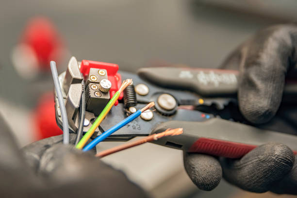 Best Electrical Outlet Repair  in Bargersville, IN